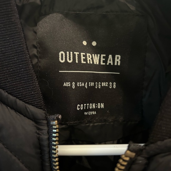 Cotton-on black bomber jacket - Picture 2 of 3